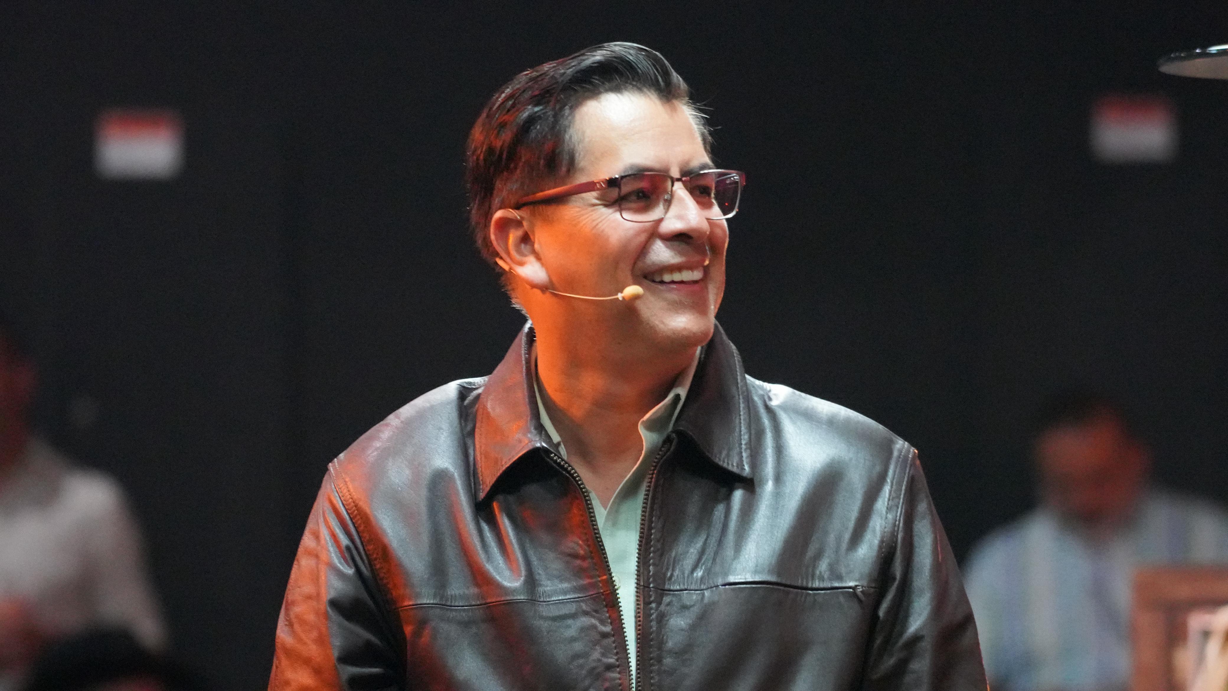 Pastor Henry Patiño